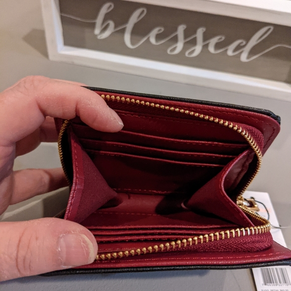 Ellen Tracy Wallet NEW ♥️ - Picture 6 of 7